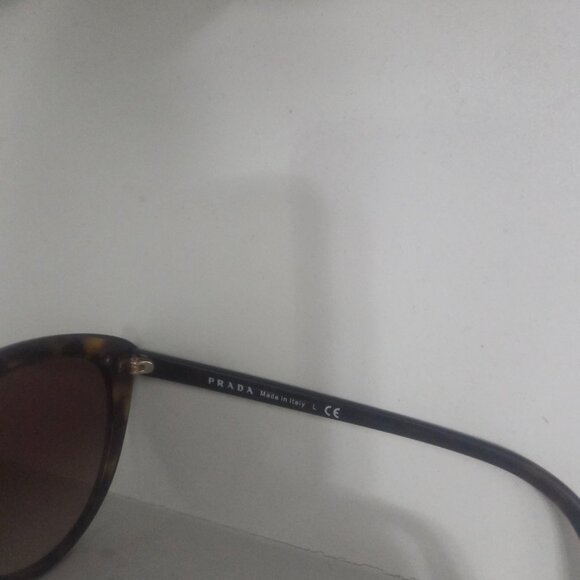Prada cateye sunglasses - Picture 6 of 6